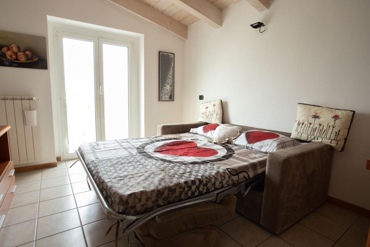 Casa Vacanze Valeria Сондрио Екстериор снимка