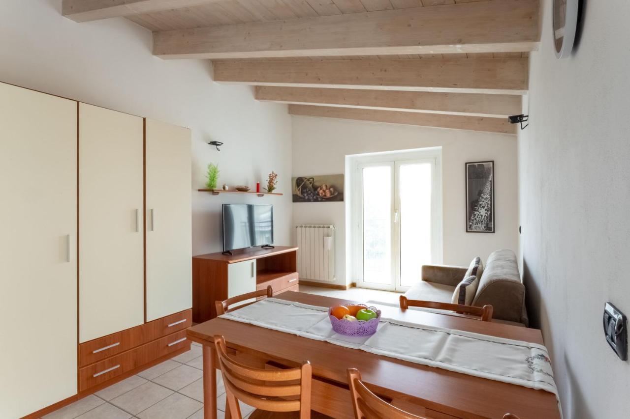 Casa Vacanze Valeria Сондрио Екстериор снимка