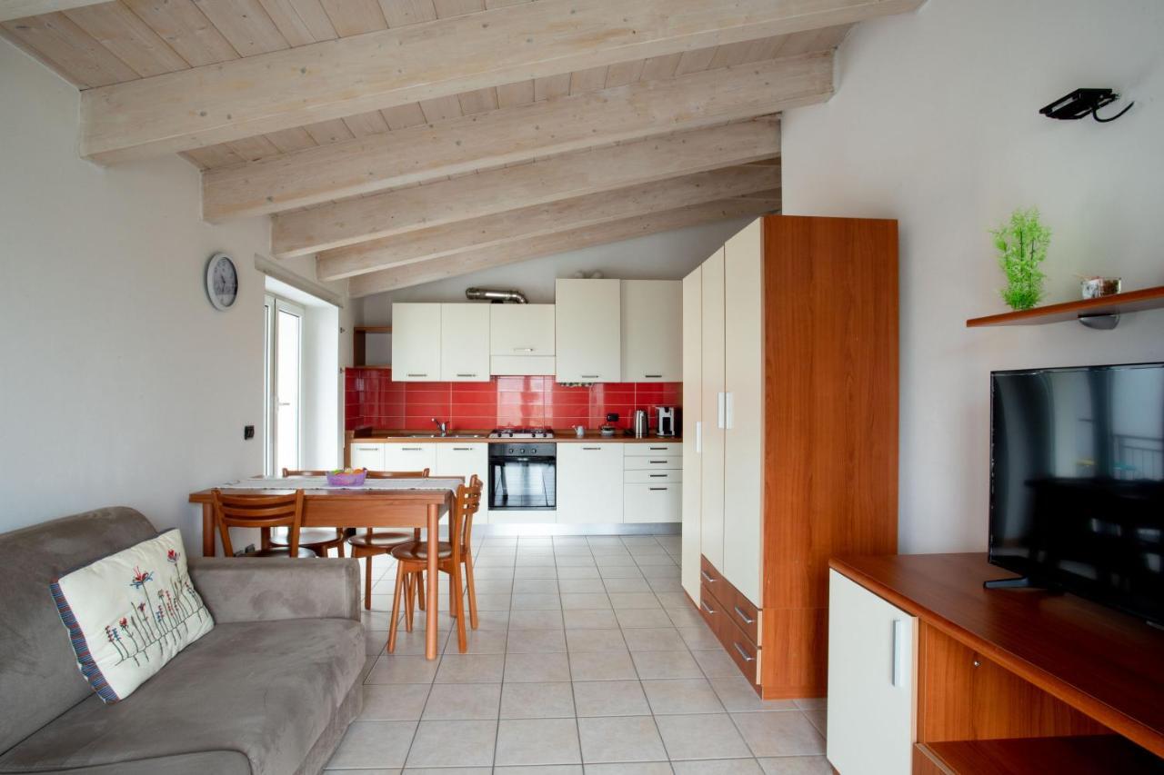 Casa Vacanze Valeria Сондрио Екстериор снимка
