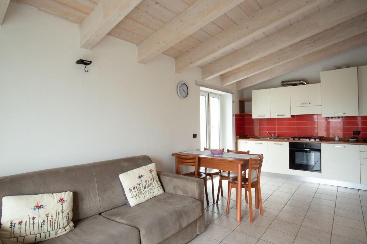 Casa Vacanze Valeria Сондрио Екстериор снимка