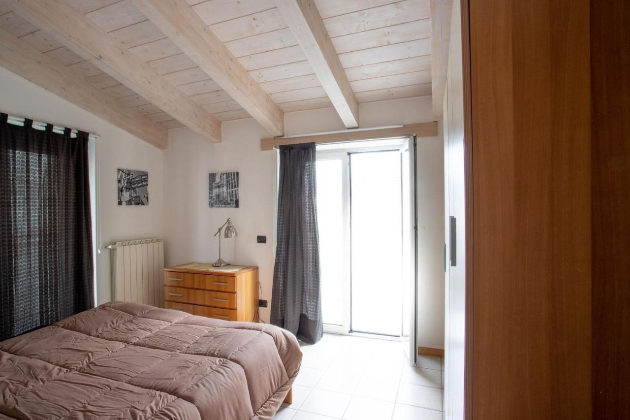 Casa Vacanze Valeria Сондрио Екстериор снимка